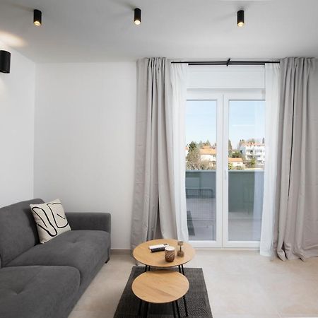 Meraviglia Residence بولا المظهر الخارجي الصورة