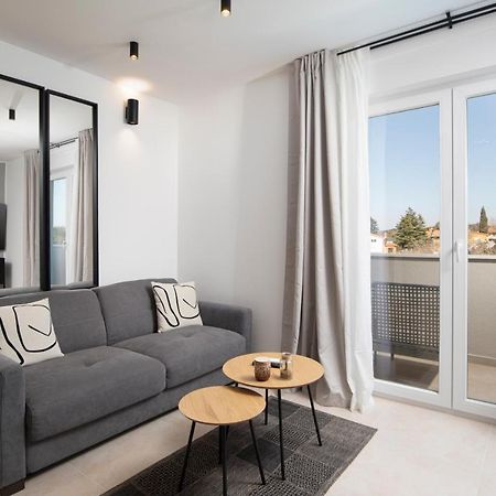 Meraviglia Residence بولا المظهر الخارجي الصورة