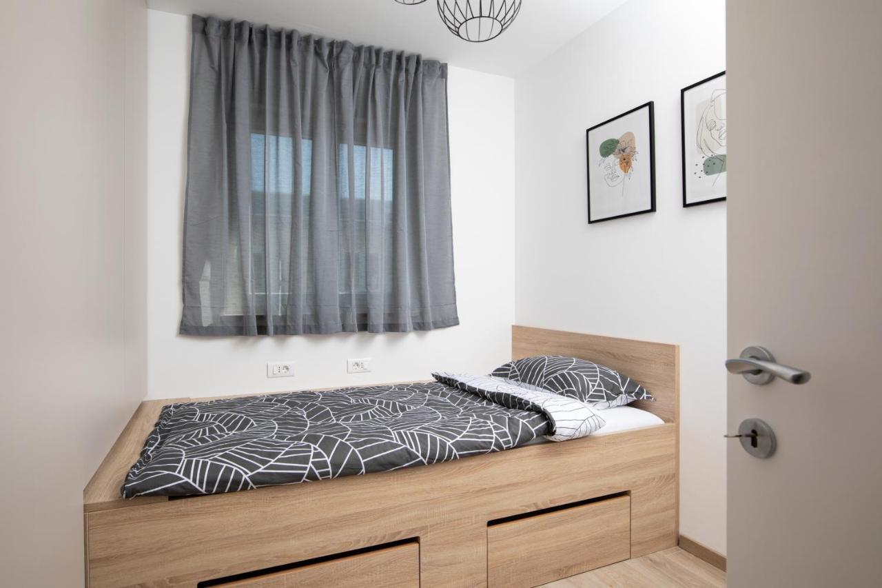 Meraviglia Residence بولا المظهر الخارجي الصورة